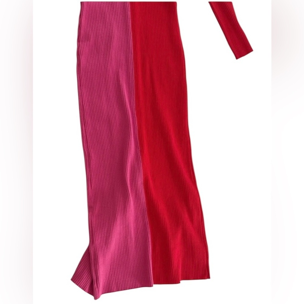 Juniper Blu Colorblock Ribbed Button Front Midi Dress - Picture 8 of 9